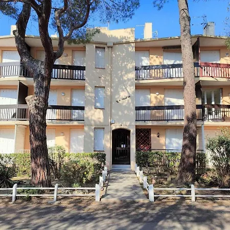**appartement 2 Pieces A 100m De La Avec Balcon Et Parking - Argeles-sur-mer** - Fr-1-225-68 *